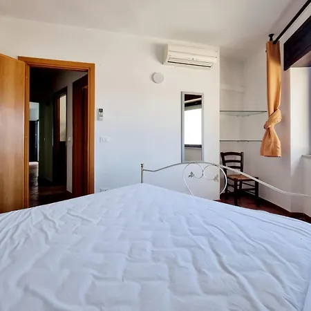 Bassa Marea Di Paf Daire *